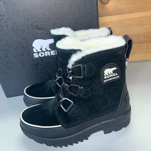 NIB Women’s Sorel Tivoli IV WP Black Snow Boots Insulated Waterproof